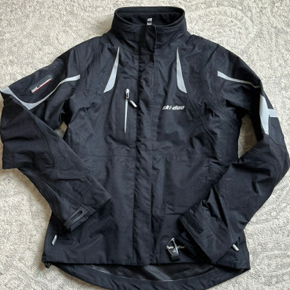 Woman’s Ski-Doo Jacket Black Size Small